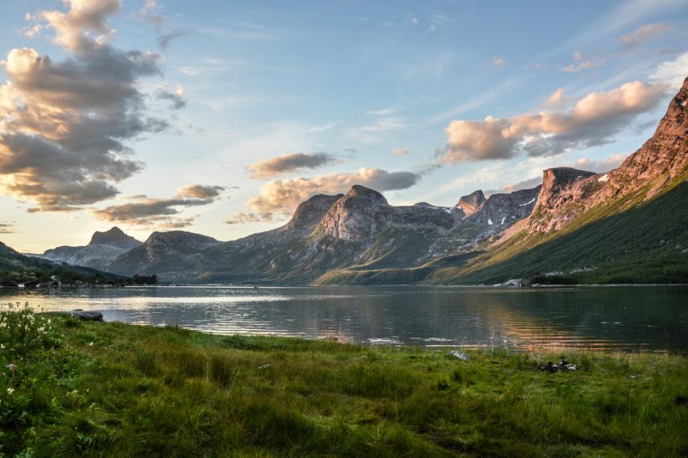 mountain and lake at sunset 135157.jpg